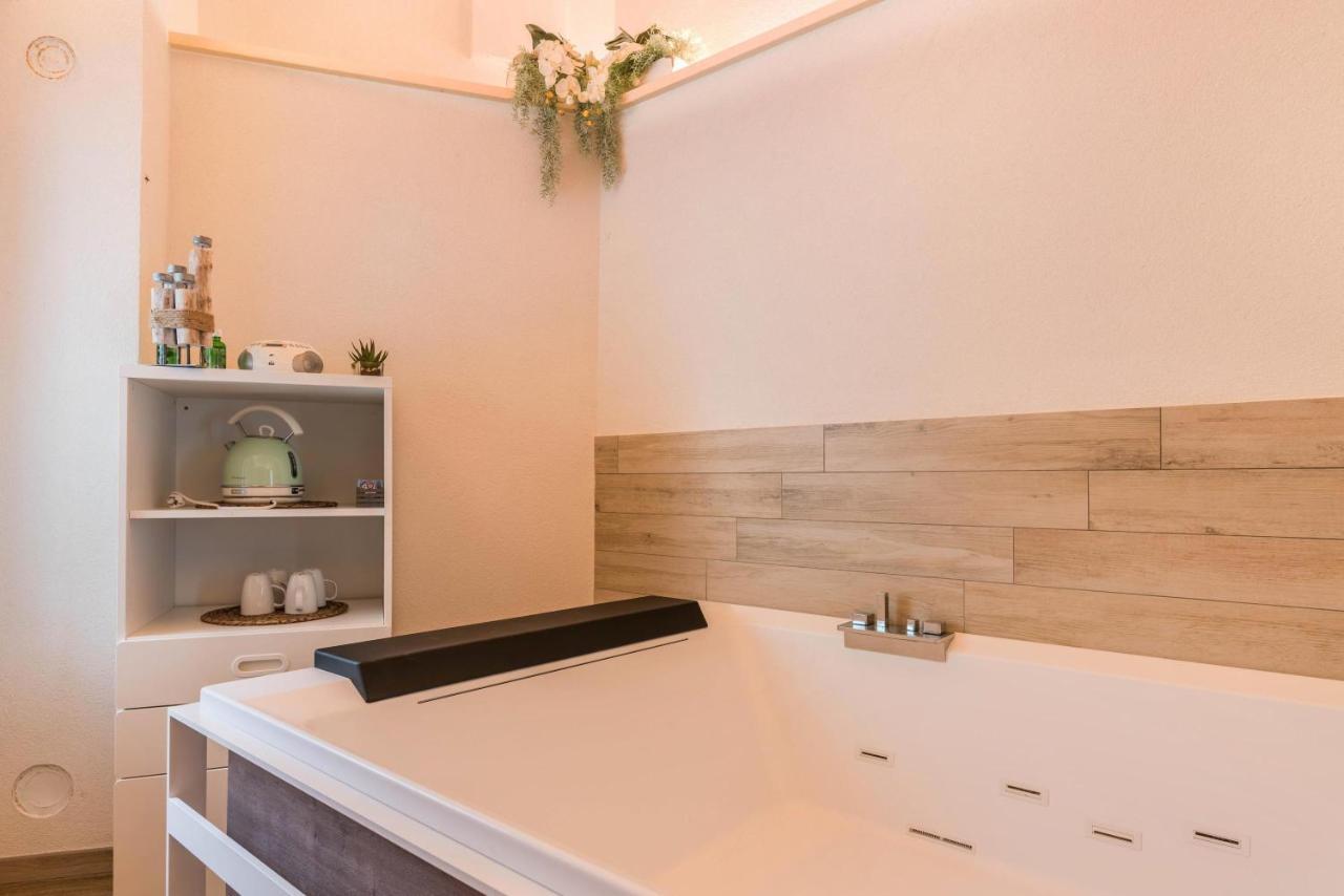 Wellness Lodge Riccardo Santa Giuliana Εξωτερικό φωτογραφία